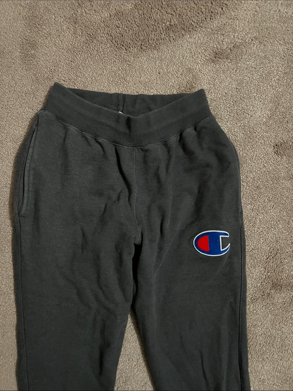 Men’s reverse weave charcoal gray champion sweatpants joggers - Picture 2 of 5
